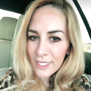 Meet your Posher, Fae